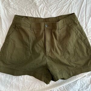 Old Navy High-Rise OG Chino Pants - Green